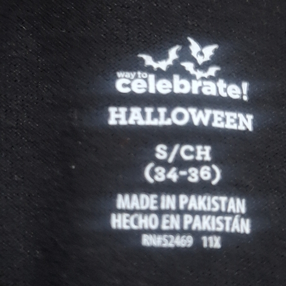 Black T-Shirt with Creepy Clown Graphic - Picture 2 of 3